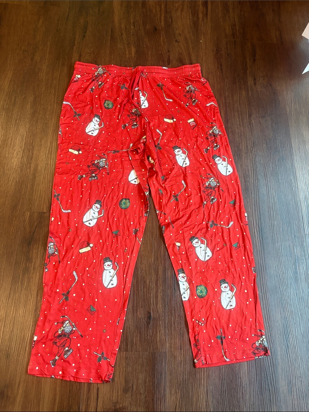 Penalty Box Hockey Red Winter Snowman Print Men’s Lounge Pants